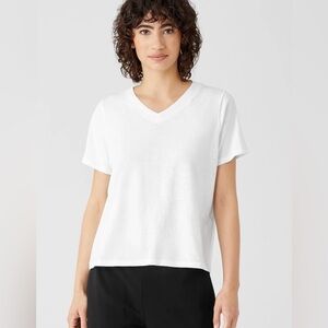 Eileen Fisher White Organic Cotton V Neck Short Sleeve Tee T Shirt .